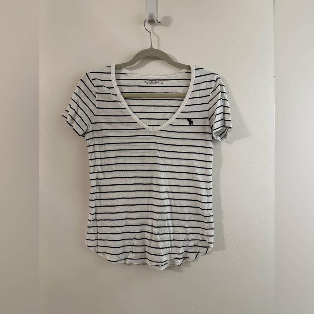 Y2K Black & White Abercrombie & Finch Striped Tee